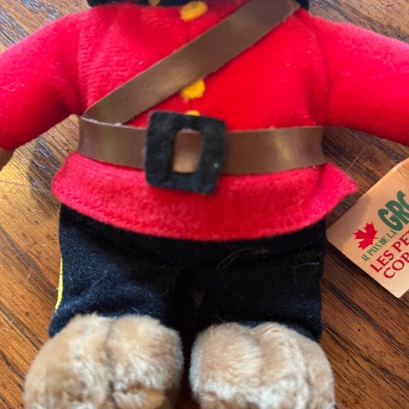 Vintage RCMP Uniform Bean Bags Plush Stuffed Bear - Picture 4 of 10